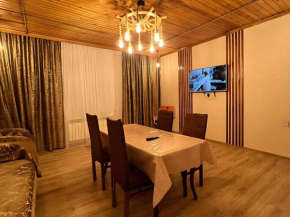 Cozy House With Swimming Pool Near City Center no1